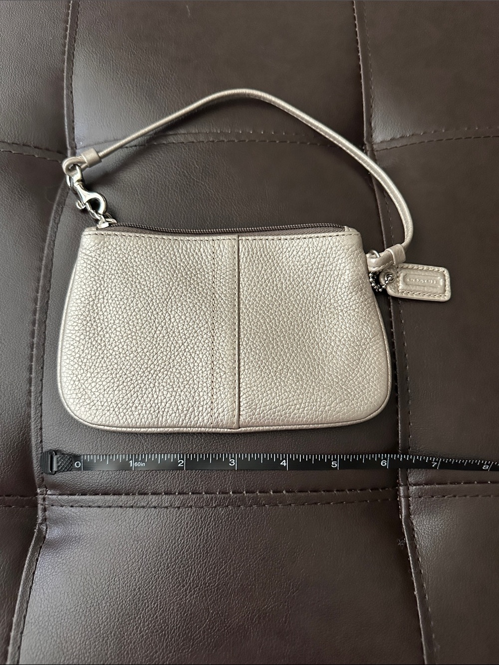 Coach Platinum Leather Wristlet Wallet - Picture 10 of 11